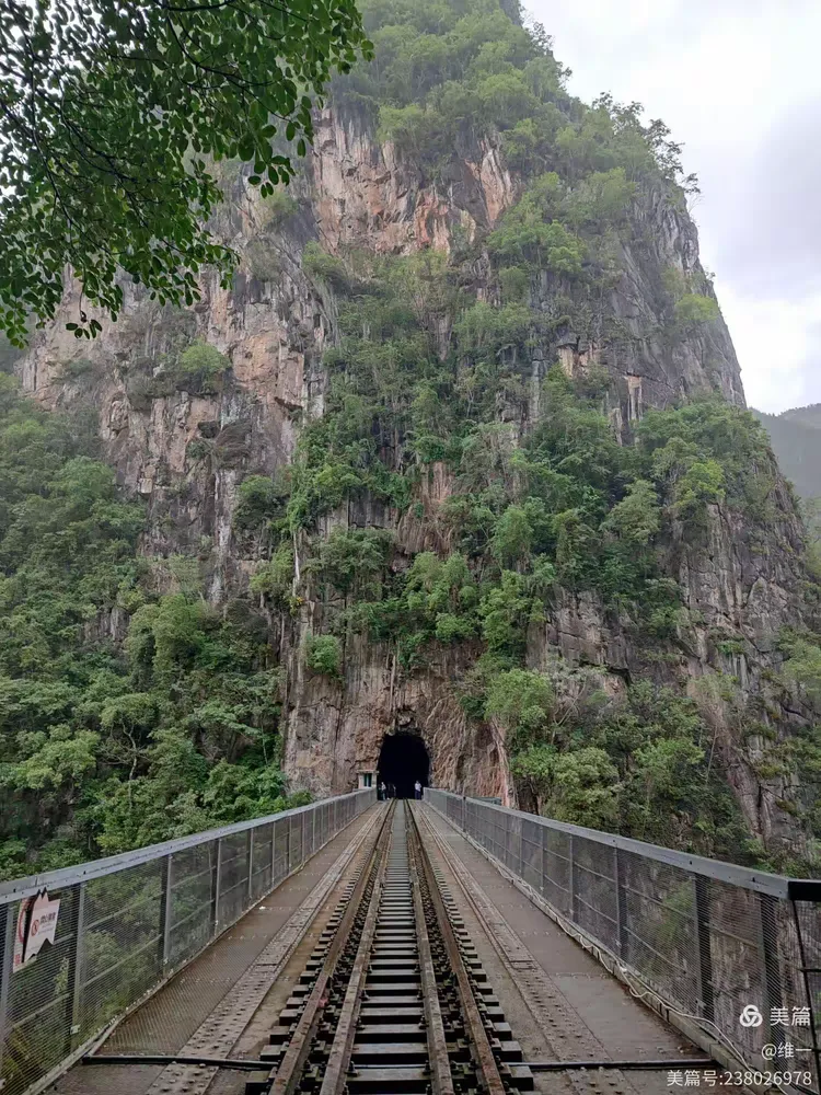 终于看到啦,神奇壮观的人字桥